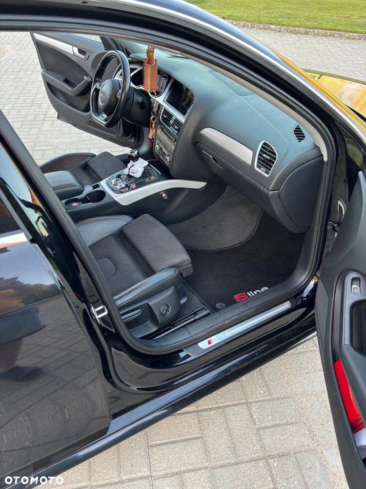 Audi A4 Limousine - 8