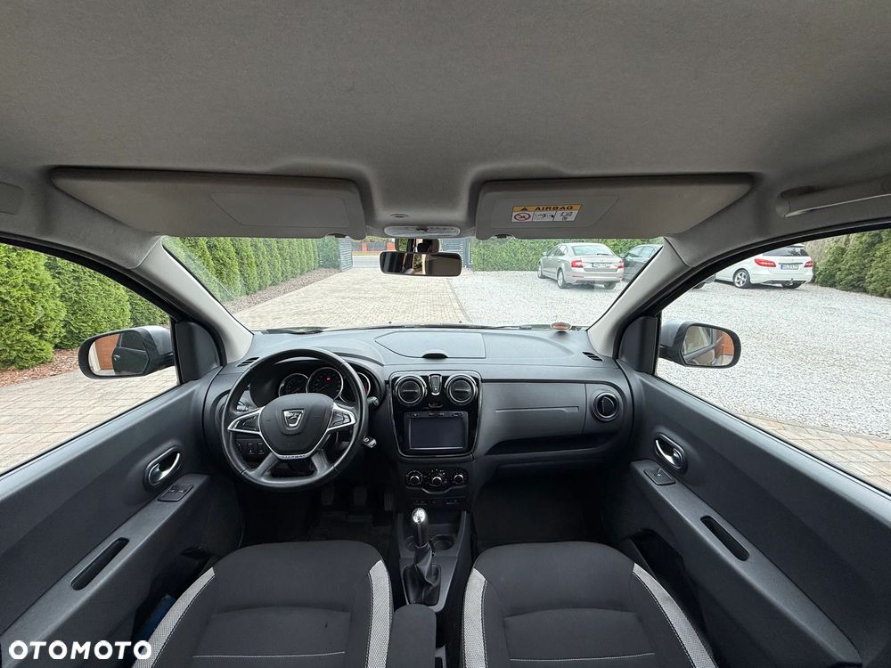 Dacia Lodgy 1.6 SCe Stepway S&S - 17