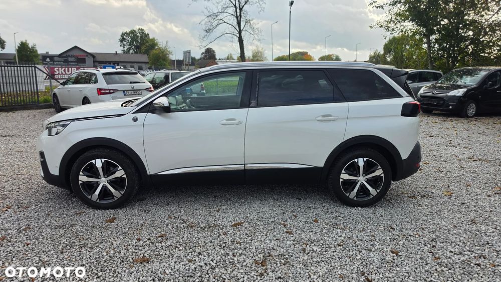Peugeot 5008 2018 photo 3