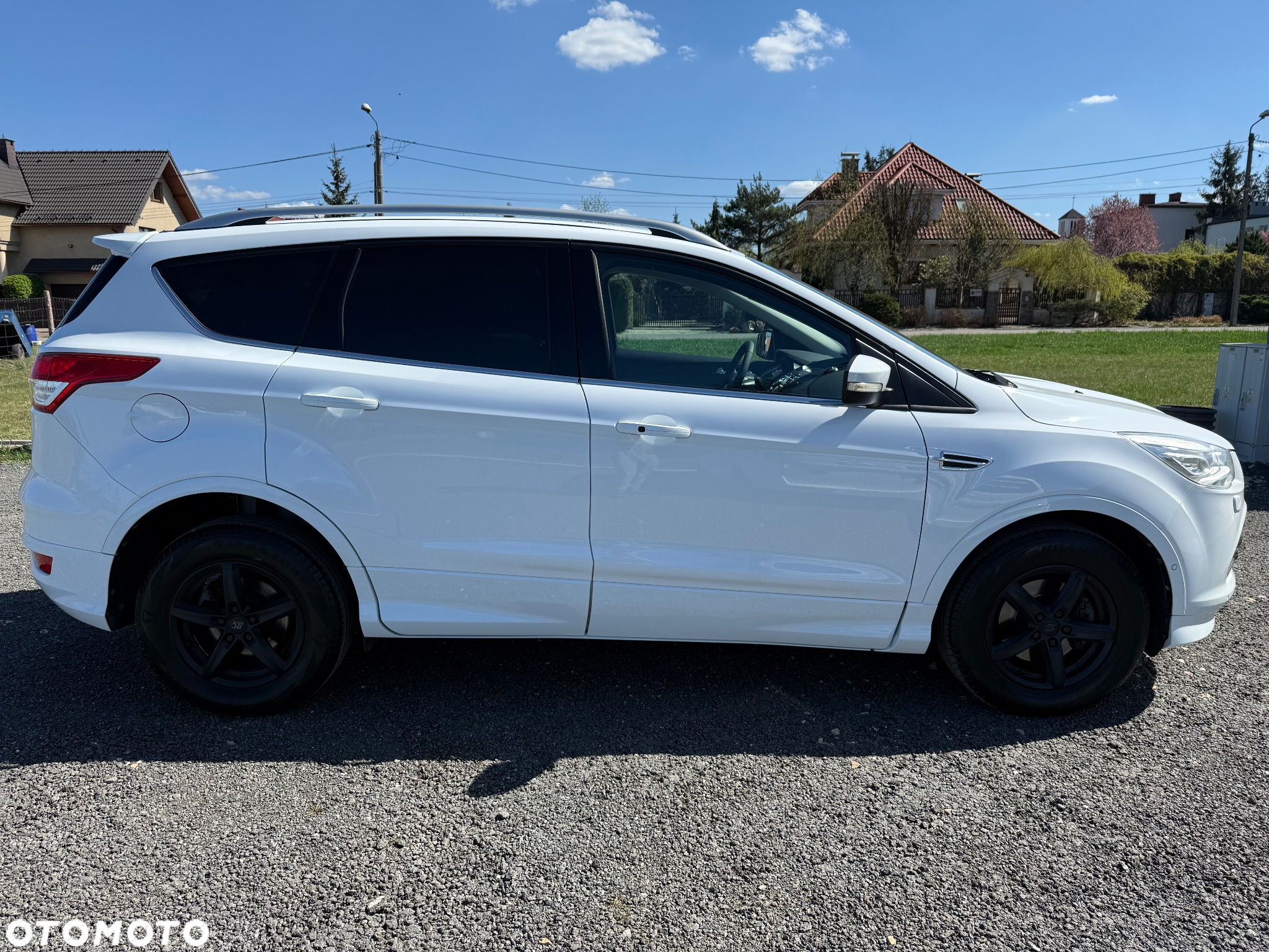 Ford Kuga 1.6 EcoBoost 2x4 Individual - 5