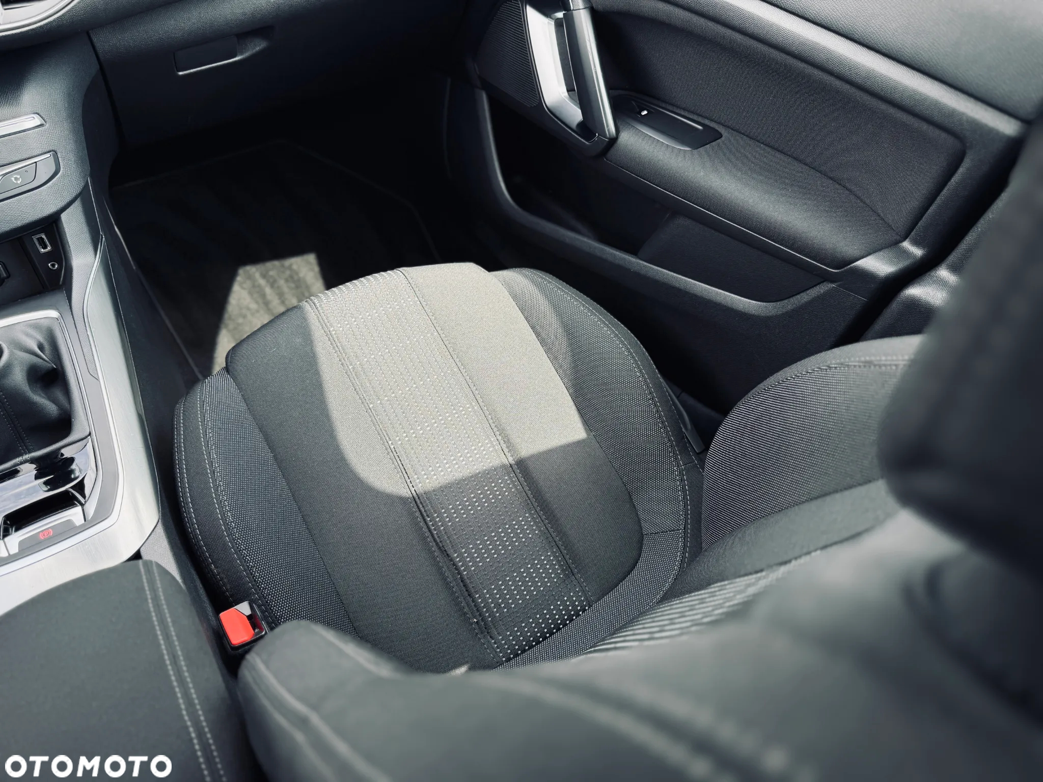 Peugeot 308 PureTech 130 Allure - 21