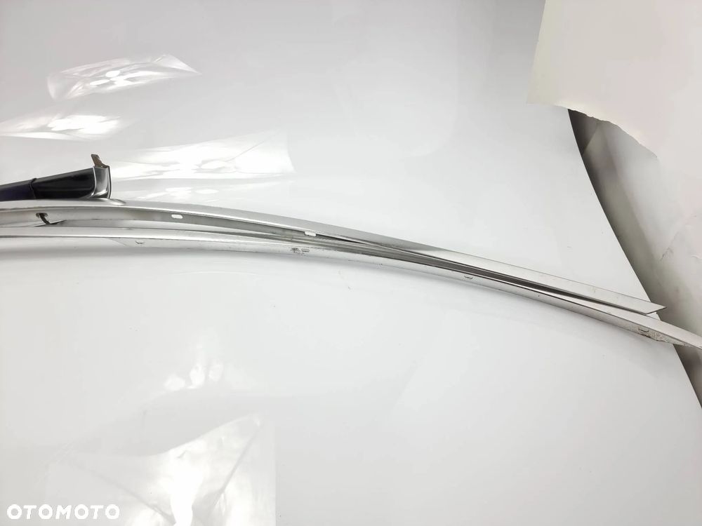 670023096 Maserati Ghibli 2999 TDI 2014 sedan Dekor listwa Inne części karoserii - 4