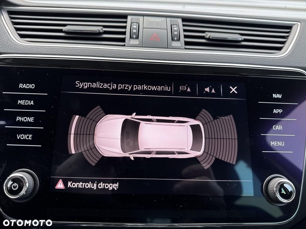 Skoda Superb 1.5 TSI Ambition DSG - 33