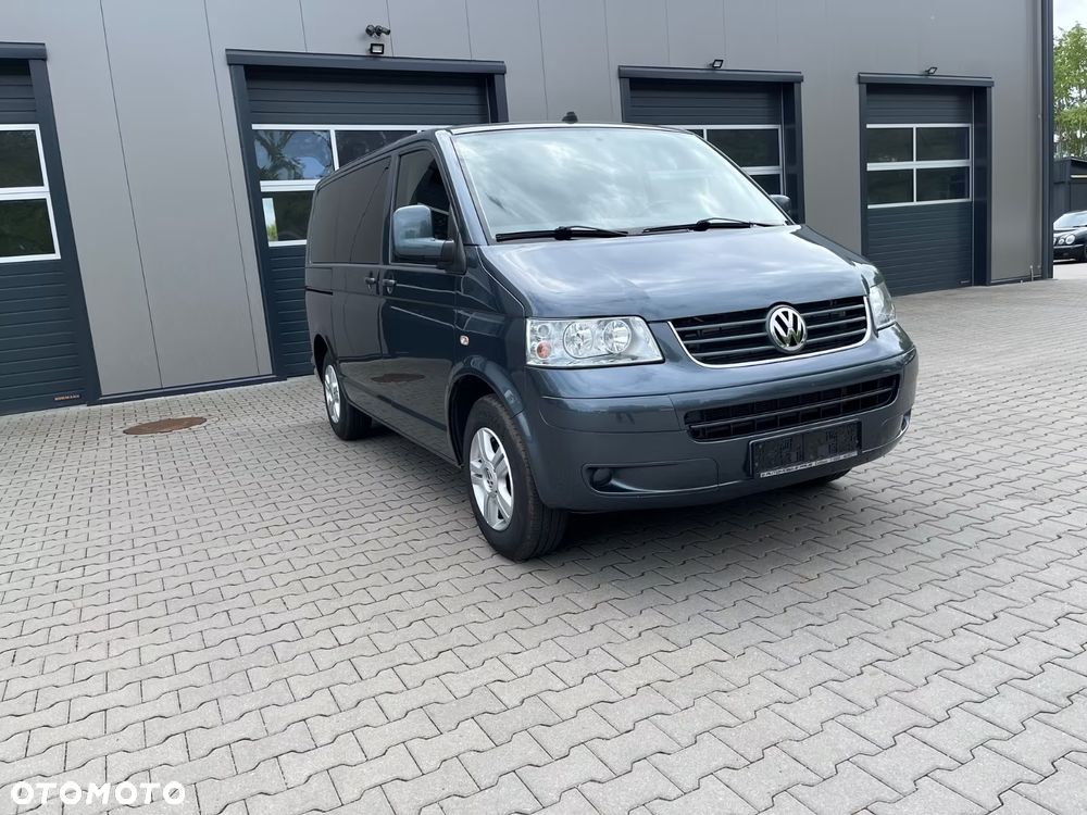Volkswagen Caravelle L1 Comfortline - 2