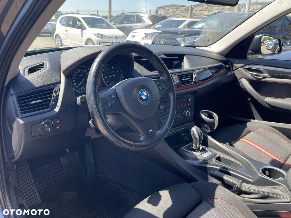 BMW X1 sDrive18d xLine - 8