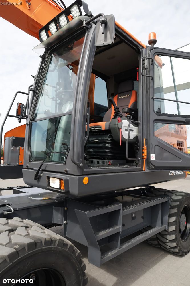 Doosan DX165W-5 - 24