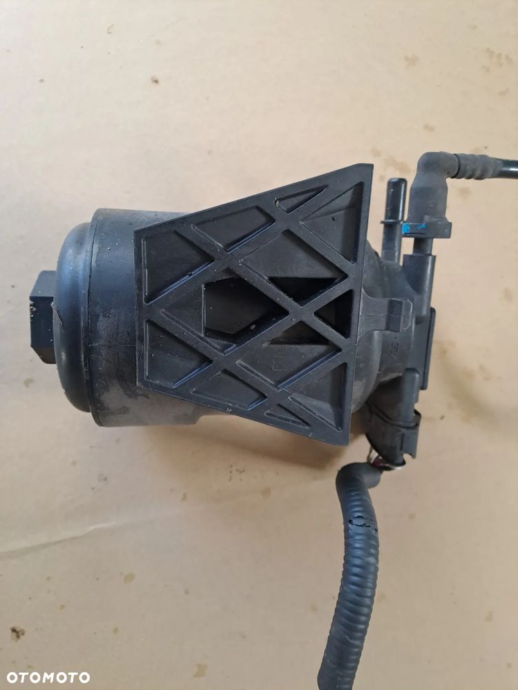 Opel Mokka Chevrolet Aveo T300 obudowa filtra paliwa 95931351 - 4