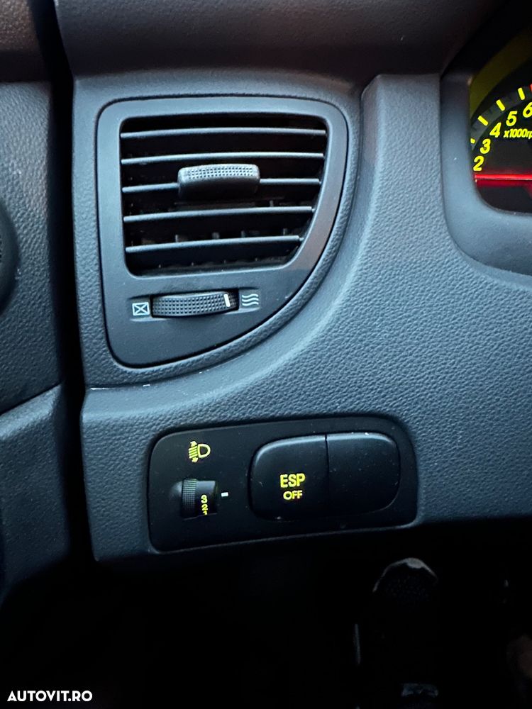 Kia Sportage 2.0i 4x2 Classic - 19