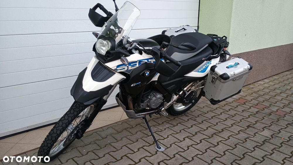 BMW G - 9
