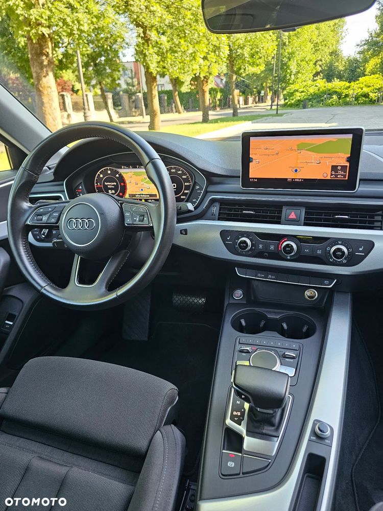 Audi A4 Limousine 35 TDI Sport S tronic - 24