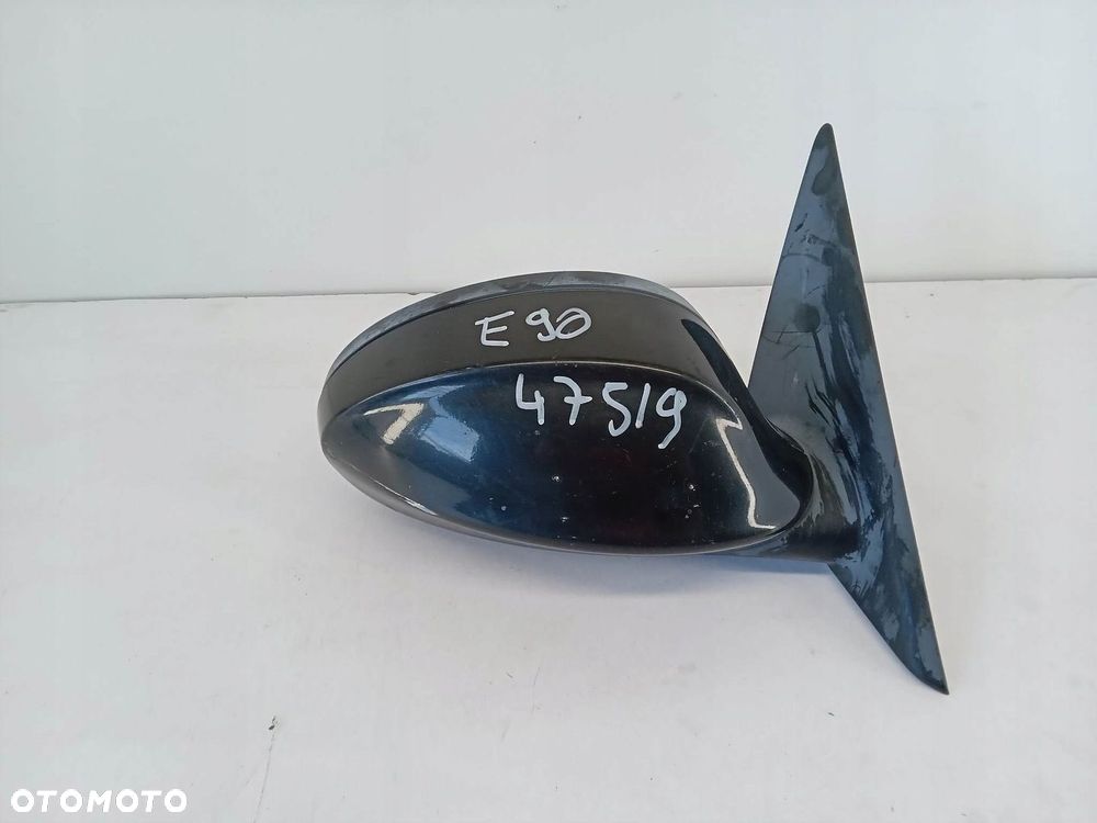 LUSTERKO PRAWE BMW 3 E90 05-11 475/9 - 1