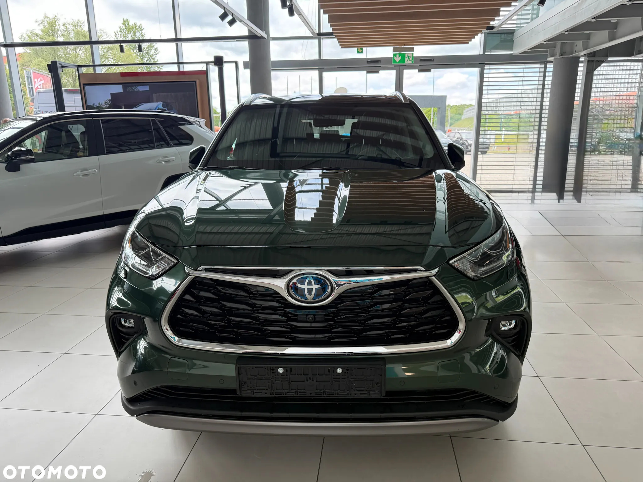 Toyota Highlander 2.5 Hybrid Executive - 2