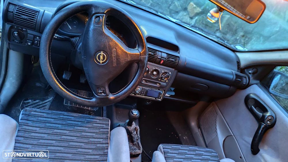 Opel Corsa - 6