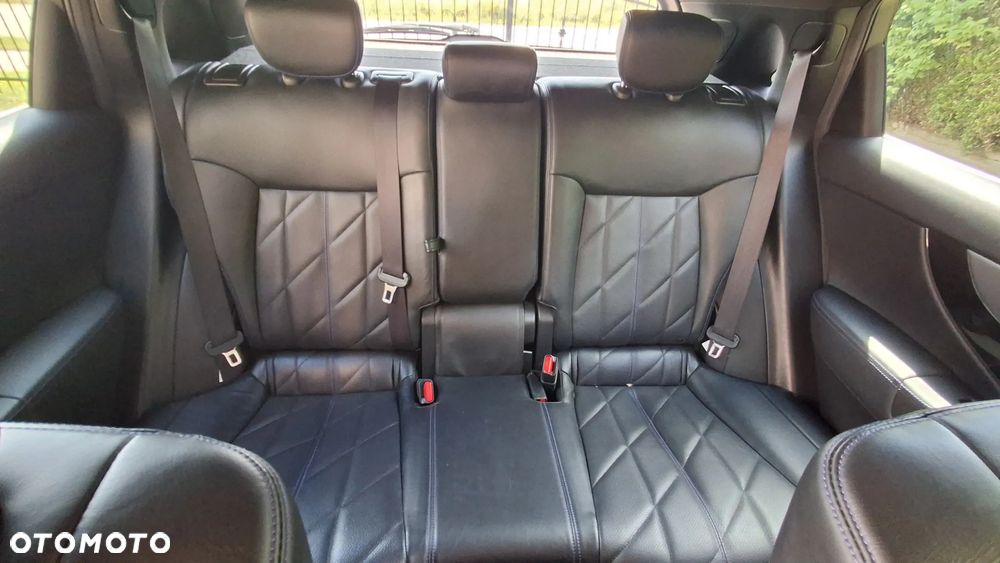 Infiniti QX70 3.0d S Premium - 10