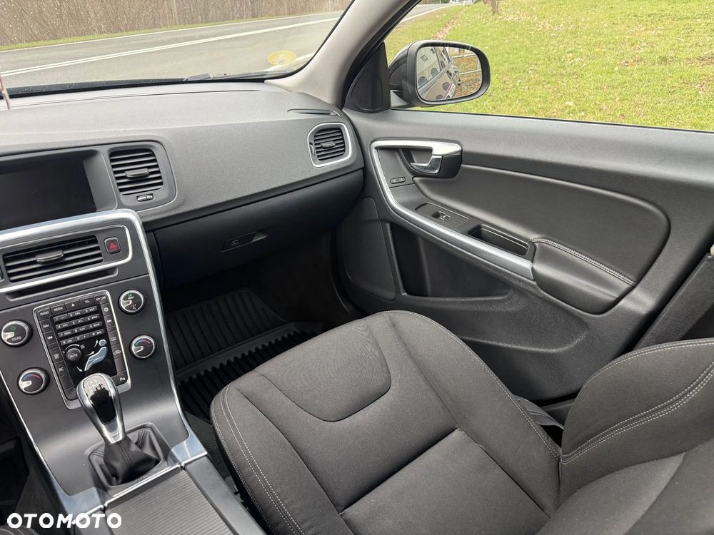 Volvo V60 - 31