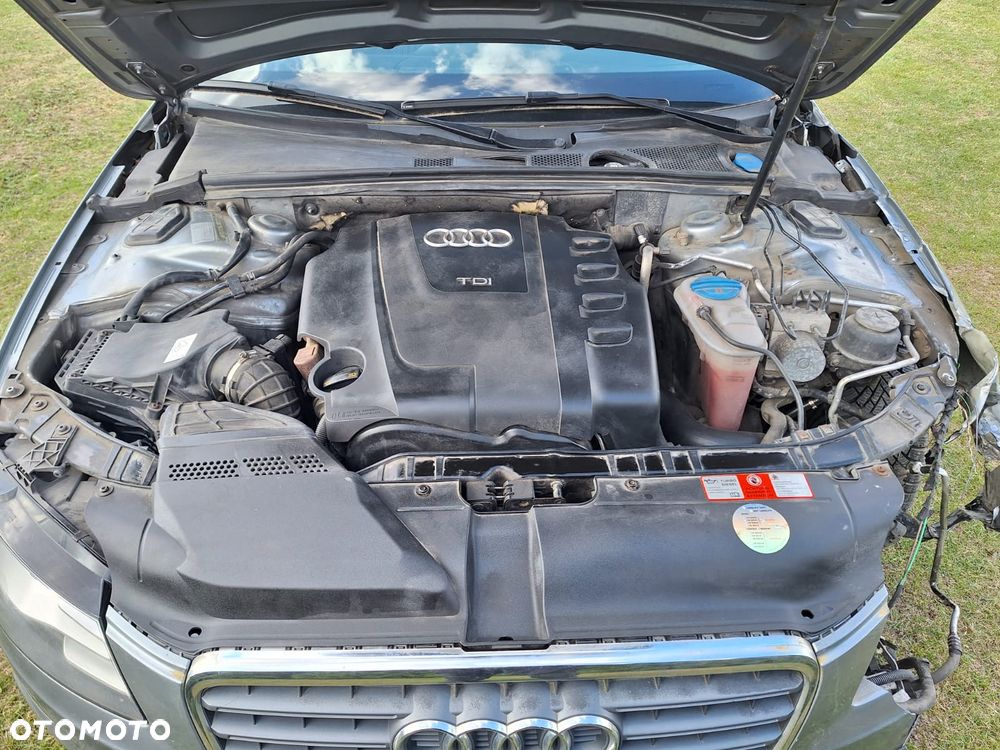 Audi A4 Avant 2.0 TDI DPF - 9