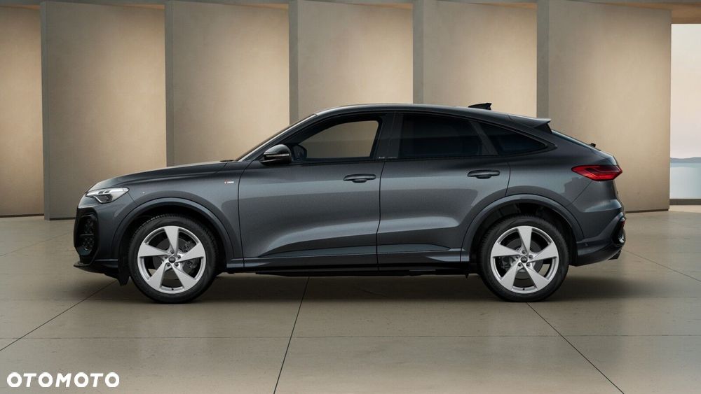 Audi Q5 Sportback - 4