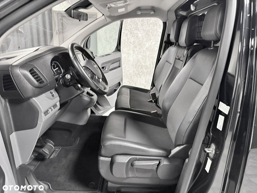 Opel Vivaro - 22