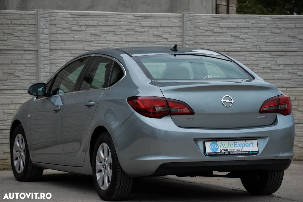 Opel Astra 1.7 CDTI DPF ecoFLEX Start/Stop Innovation - 16