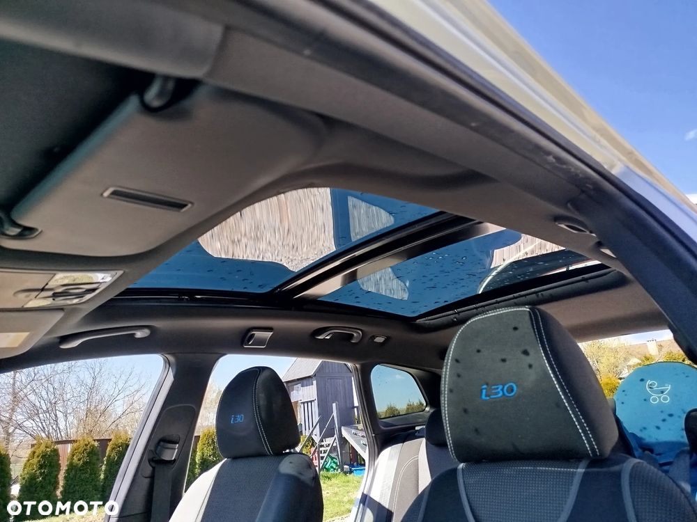 Hyundai i30 1.6 CRDi BlueDrive Comfort - 9