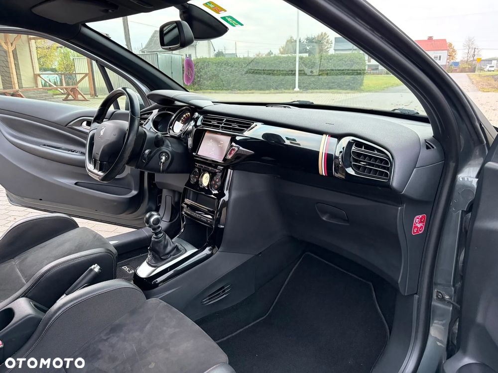 Citroën DS3 THP 208 Start & Stop PERFORMANCE - 26