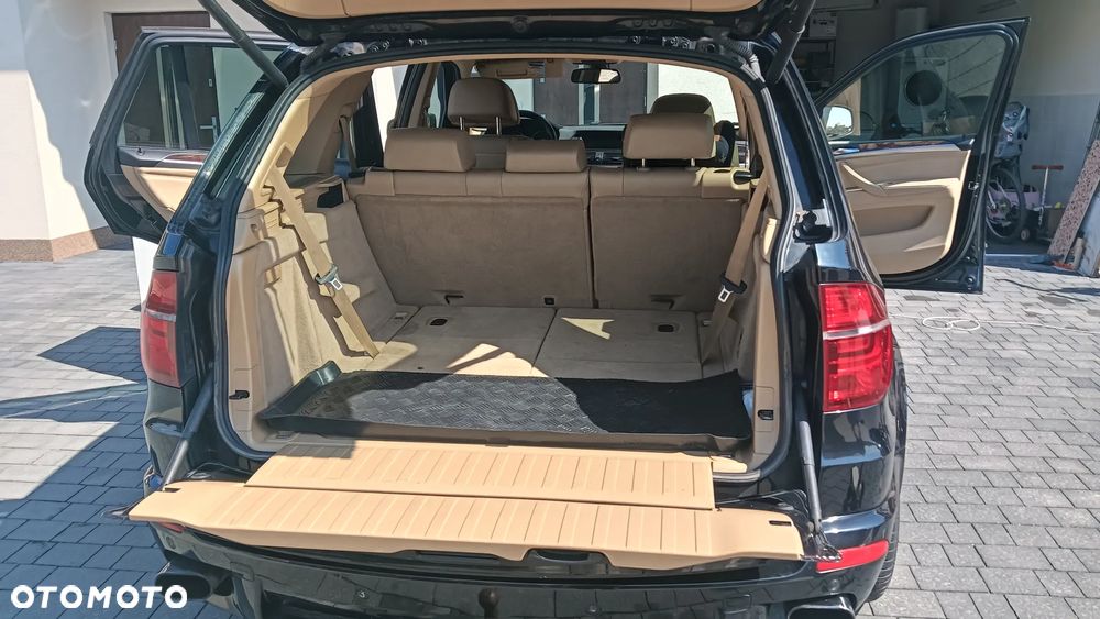 BMW X5 xDrive35d - 8