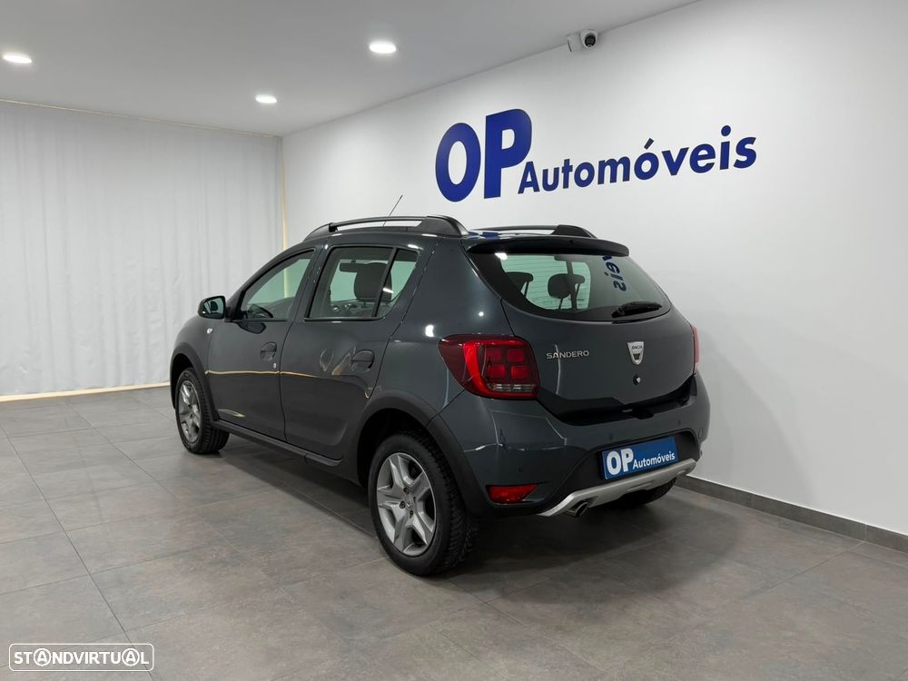 Dacia Sandero 0.9 TCe Stepway - 4