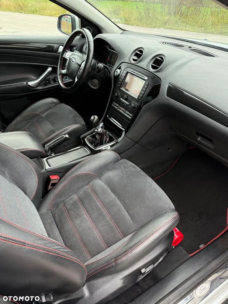 Ford Mondeo 2.0 EcoBoost Titanium S - 18