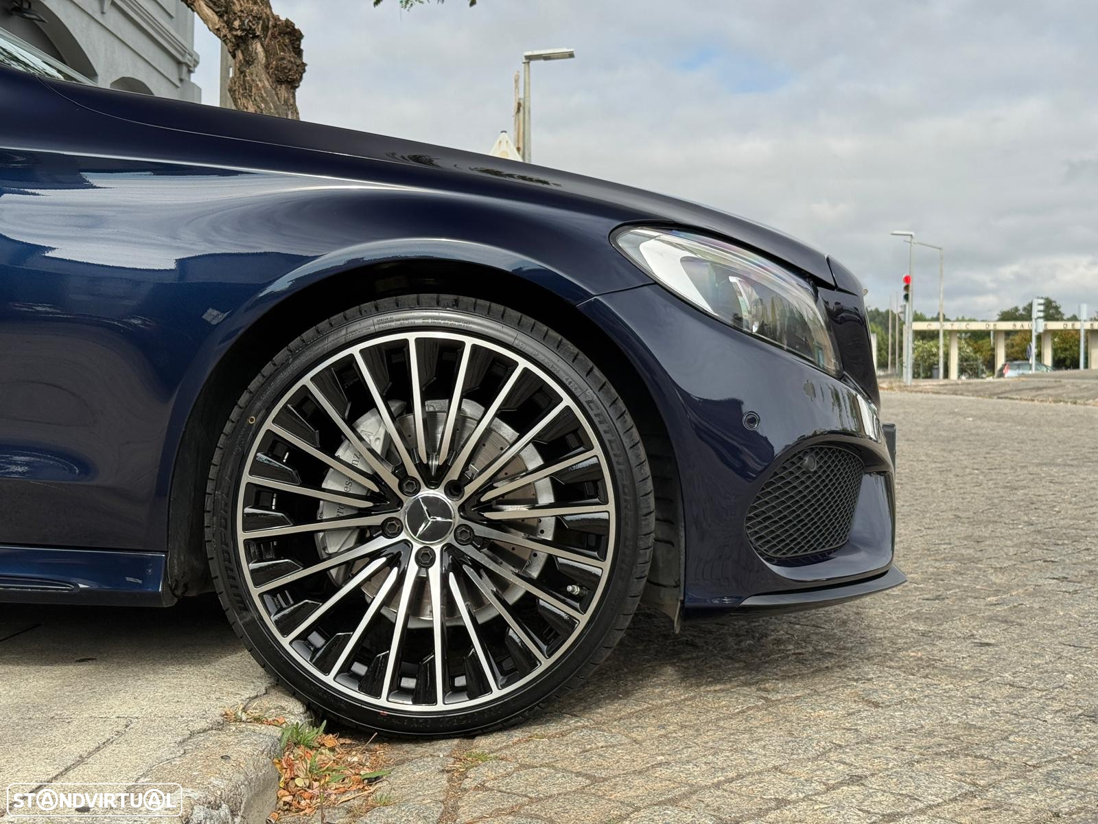 Mercedes-Benz C 220 d Coupe 4Matic 9G-TRONIC - 11