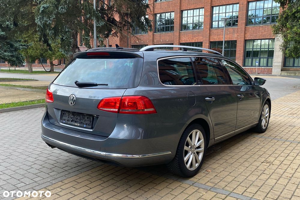 Volkswagen Passat 2.0 TDI DSG BlueMotion Technology Highline - 15