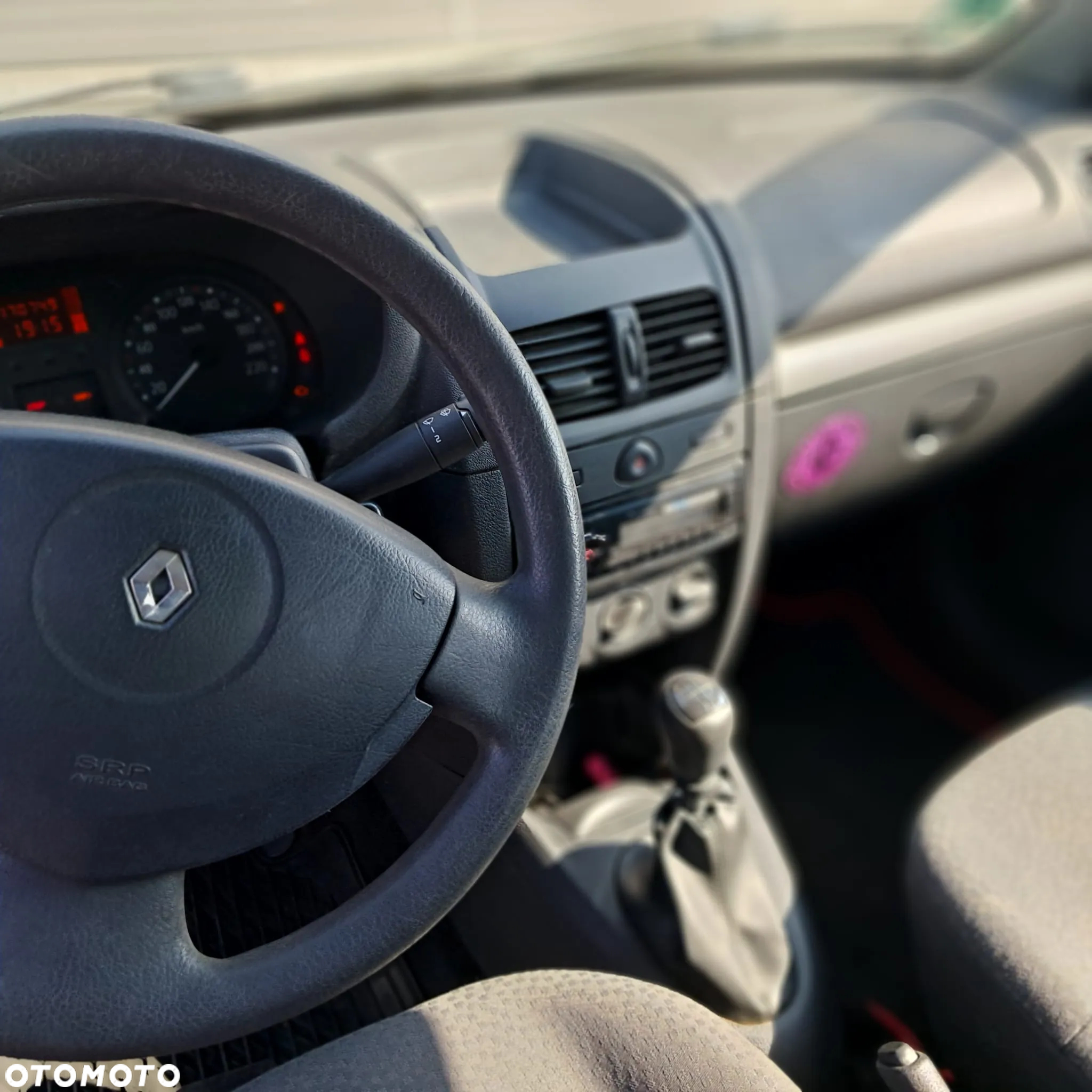 Renault Clio - 11