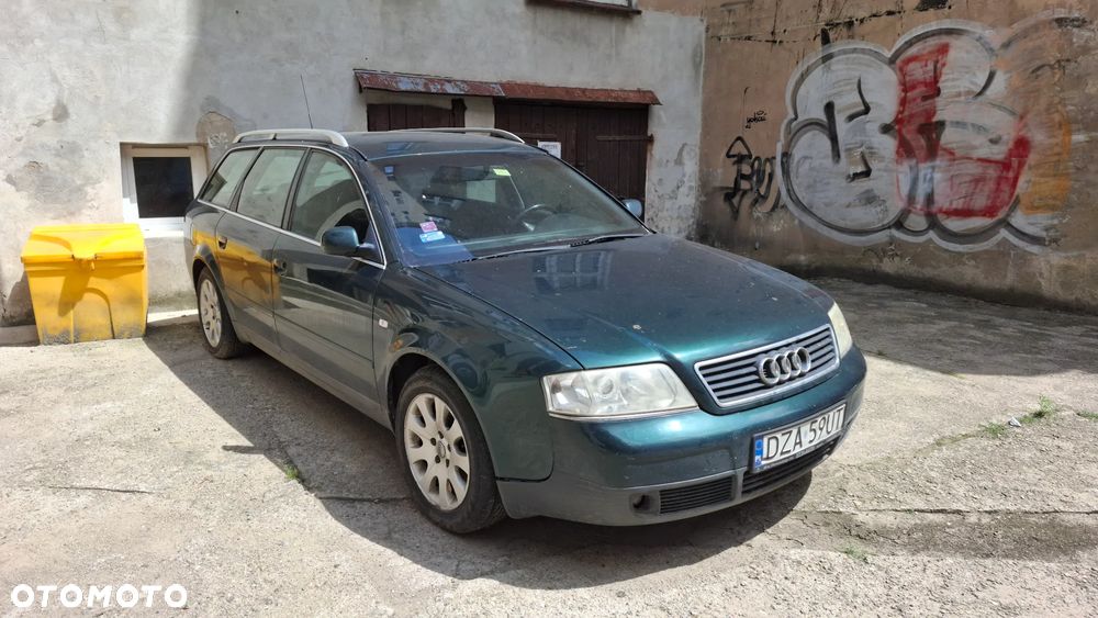 Audi A6 Avant 2.4 - 2