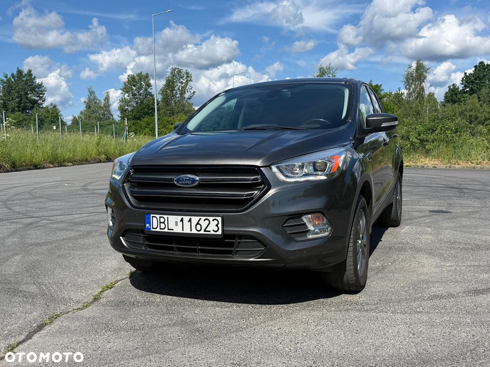 Ford Kuga 1.5 TDCi 2x4 Cool & Connect - 4