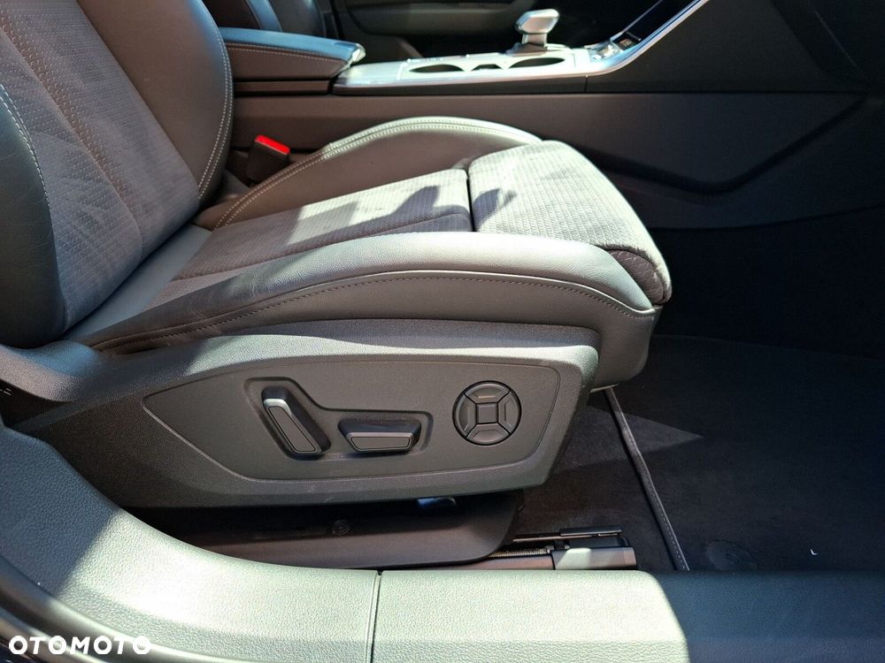 Audi A6 Avant - 20