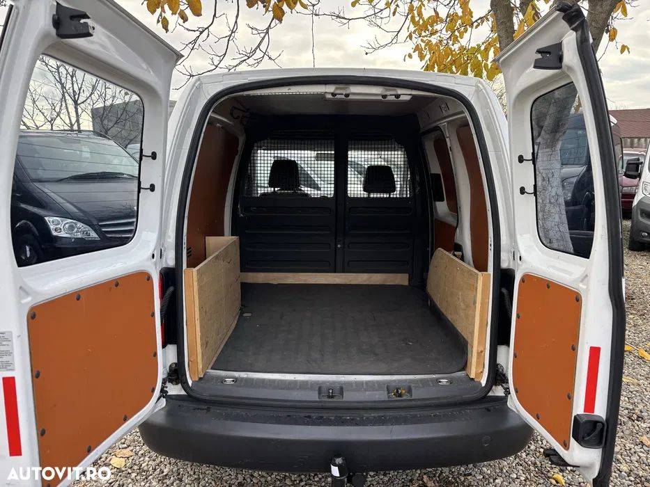 Volkswagen Caddy - 4