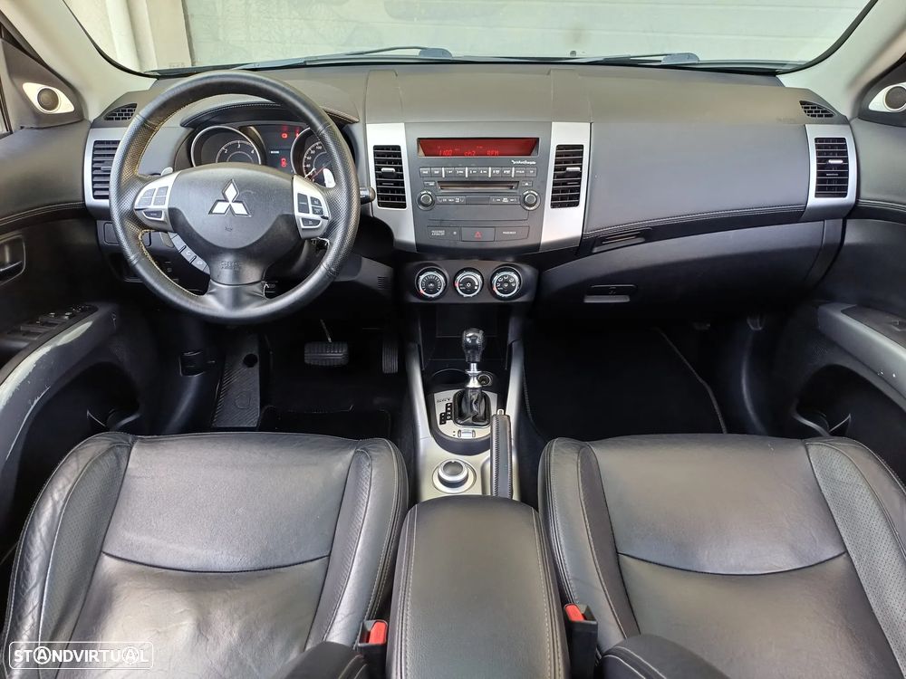 Mitsubishi Outlander 2.2 DI-D Instyle 2 Aut. 4WD - 22