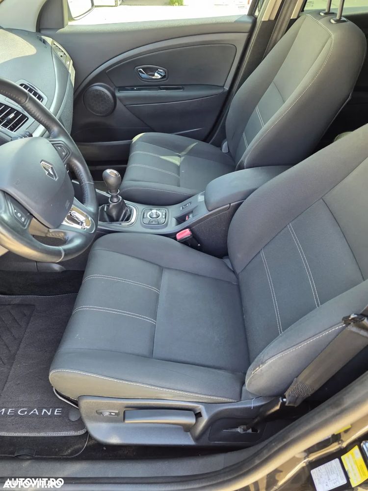 Renault Megane ENERGY TCe 130 Start & Stop LIMITED - 16
