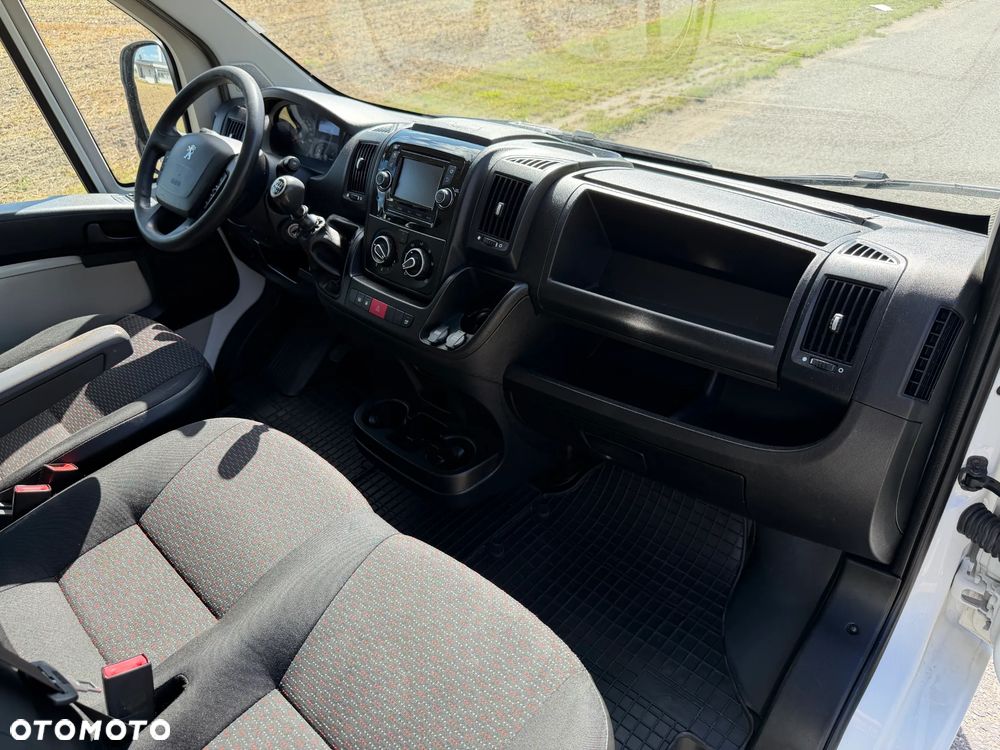 Peugeot Boxer * 2.0 / 130KM * L2H2 * Furgon / Blaszak * Średni / Podwyższany * - 35