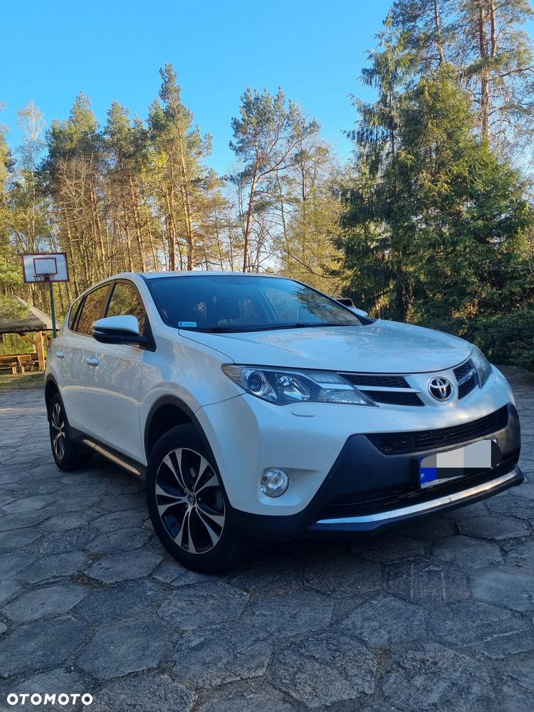 Toyota RAV4 2.2 D-CAT Premium - 1