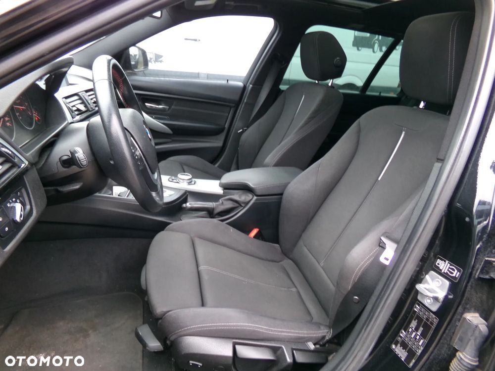 BMW Seria 3 318d Sport Line - 8