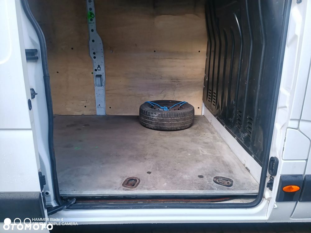 Renault Master - 33