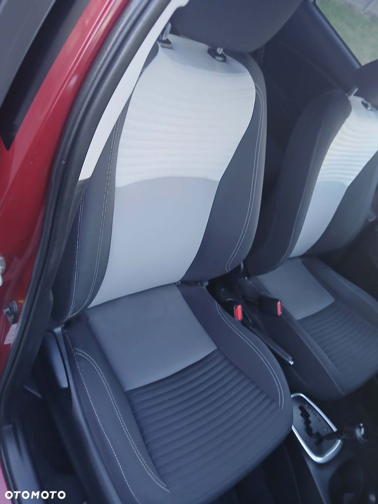 Toyota Yaris - 23