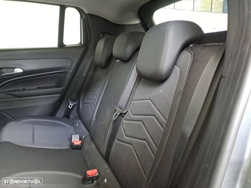 Jeep Avenger 1.2 GSE T3 Summit - 10