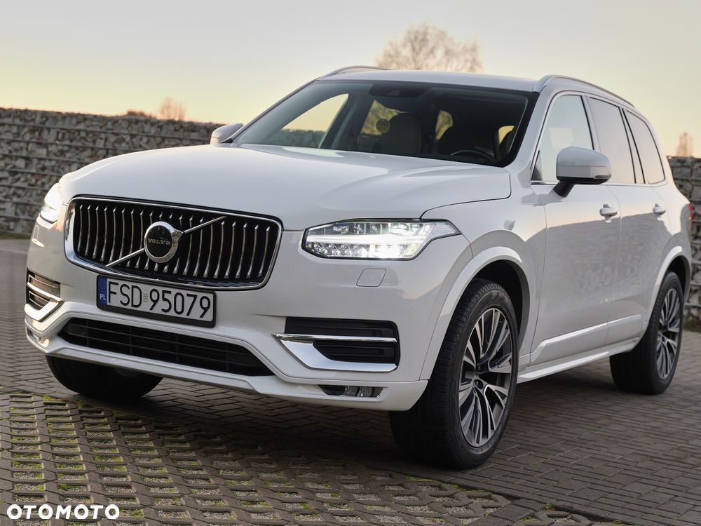 Volvo XC 90 - 1