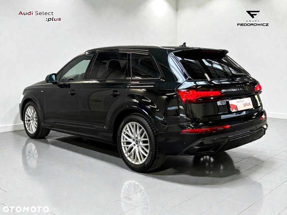 Audi Q7 - 7