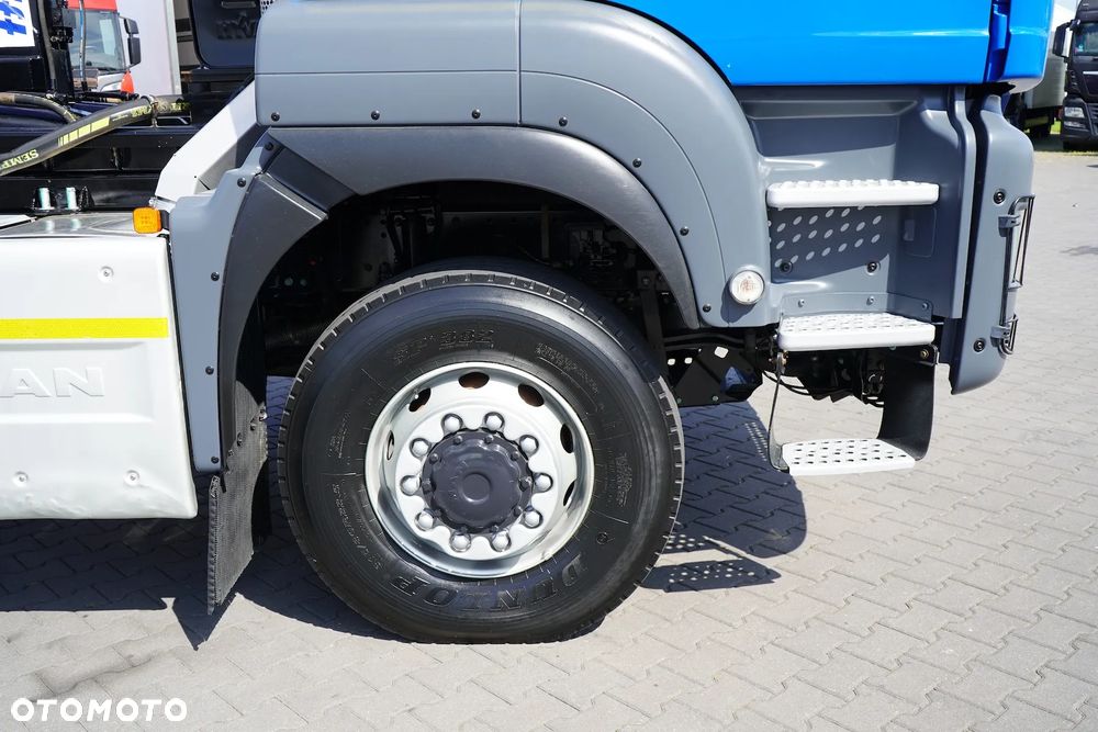 MAN TGS / 33.360  / 6 X 6  / E 6 / HAKOWIEC / MANUAL - 24