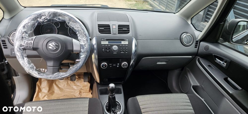 Suzuki SX4 1.6 VVT 4x4 Style - 7