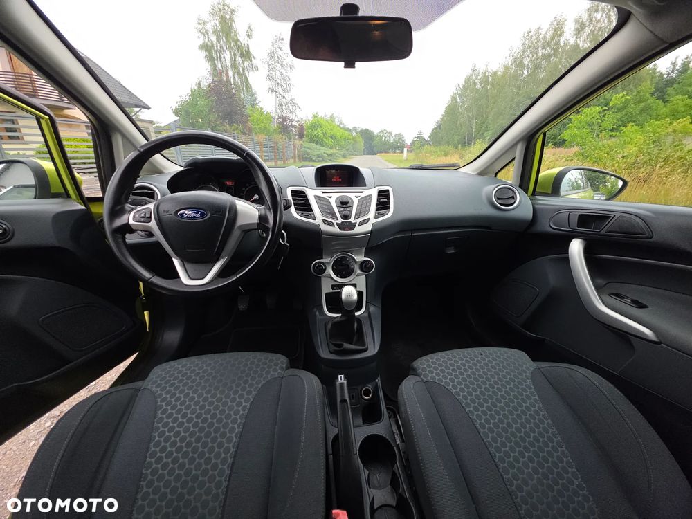 Ford Fiesta 1.6 Sport - 13