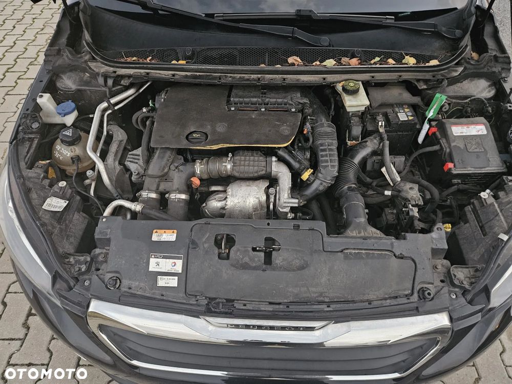 Peugeot 308 - 40