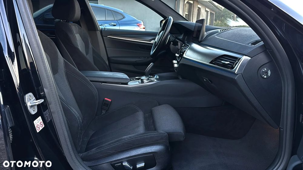 BMW Seria 5 530e xDrive M Sport sport - 20